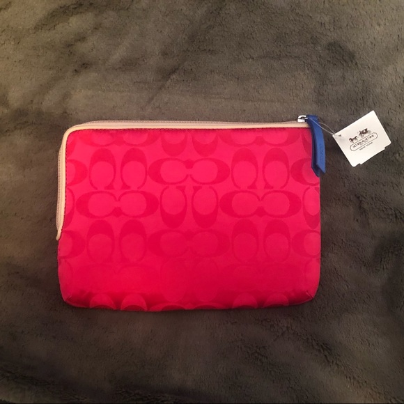 NWT Coach Pink Ruby Zipper Pouch - Picture 2 of 5